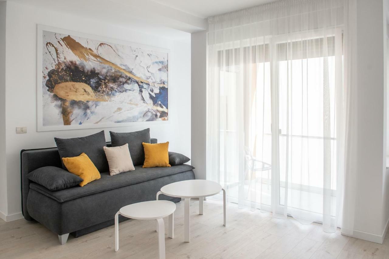 تيميشورا West Residence Apartments المظهر الخارجي الصورة
