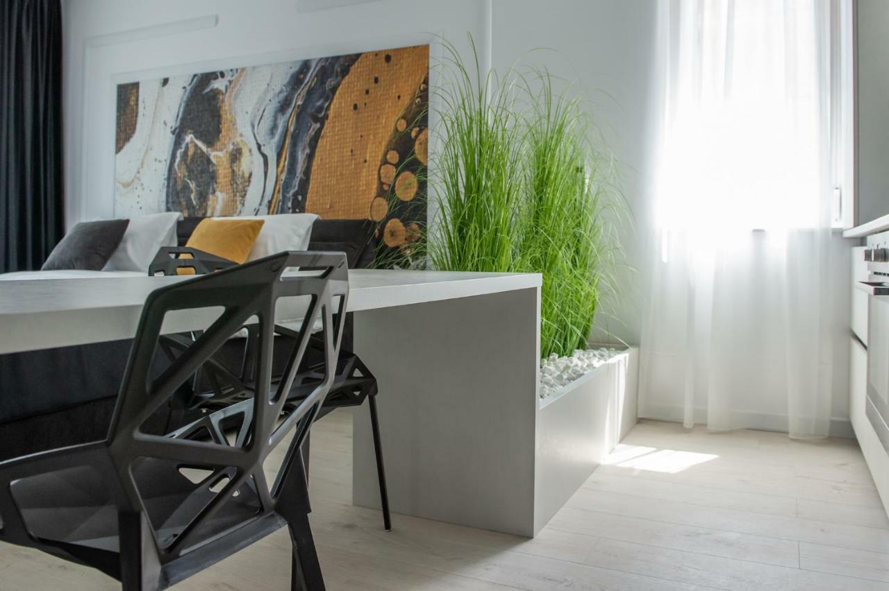 تيميشورا West Residence Apartments المظهر الخارجي الصورة