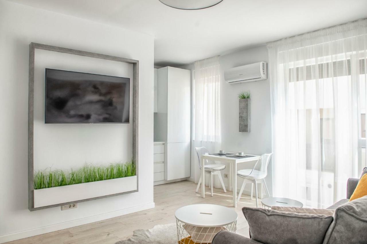 تيميشورا West Residence Apartments المظهر الخارجي الصورة