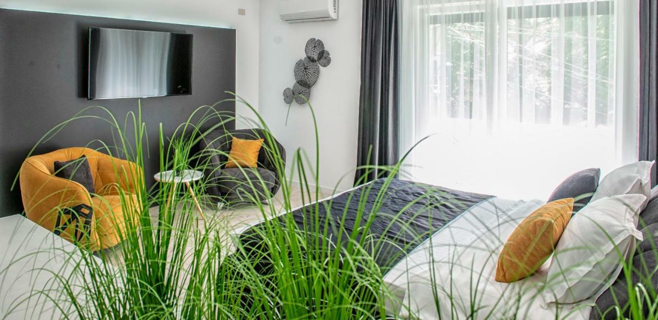 تيميشورا West Residence Apartments المظهر الخارجي الصورة